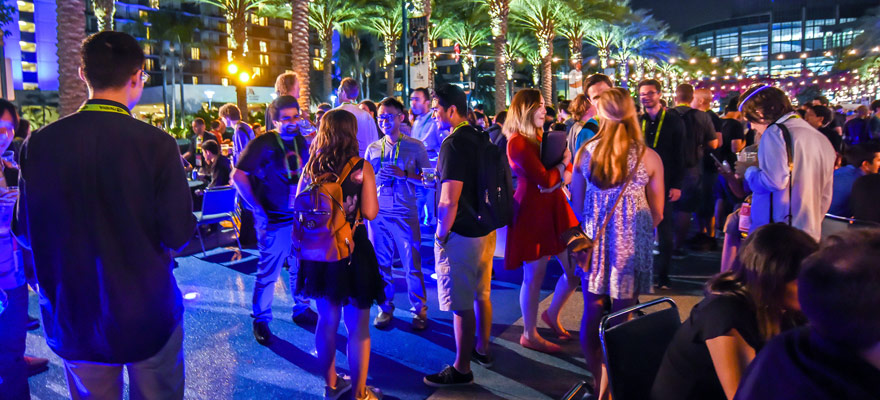 siggraph-2016-reception-people-talking.jpg